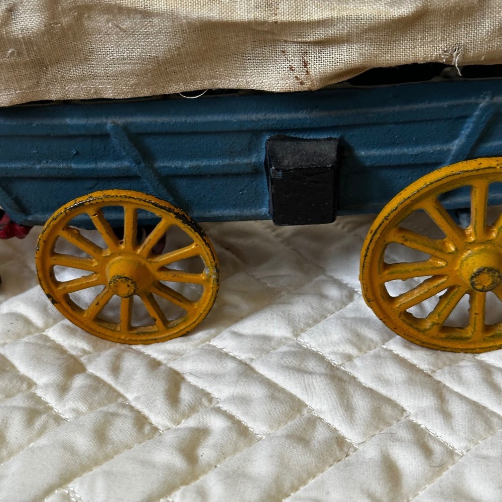Vintage Cast Iron Horse Drawn Covered Wagon Toy Farm Americana Collectible - Picture 3 of 6